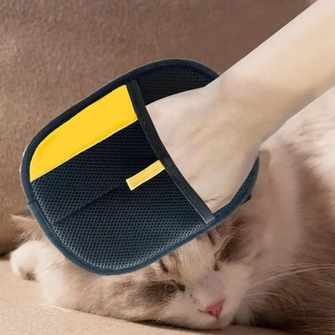 Pet Grooming Glove – Deshedding & Hair Remover Brush for Cats & Dogs | Gentle Massage Bath Mitt
